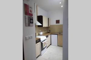 The white House (studio apartment)