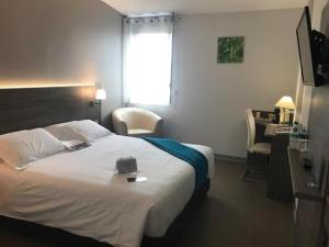 Hotels Kyriad Saint Chely d'Apcher - Aire de la Lozere : photos des chambres