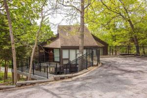 Unit 104 - Treeloft 3 Bedroom Villa