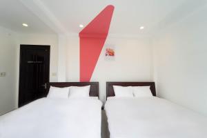 Phòng 4 người có phòng tắm (Quadruple Room with Bathroom)