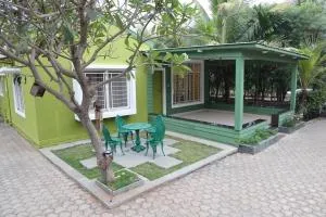 The Olivia Farms, Farmstay Weekend villa, 2 bedroom - Khed