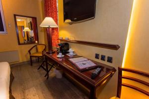 Hotels Cit'Hotel - Hotel Le Cedre : photos des chambres