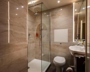 Triple Room room in Cassidys Hotel