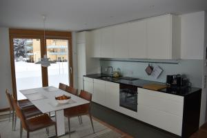 Curvér 3002 Ir Apart Irene