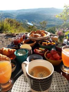 B&B / Chambres d'hotes le rocher de Sampzon : photos des chambres