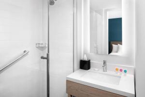 Double Room - Disability Access room in Hyatt Place NYC Chelsea