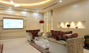 منازل الذهبية للشقق المخدومة