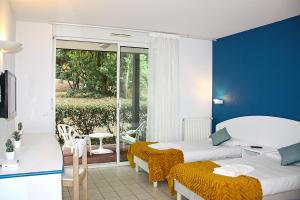 Villages vacances Azureva Ronce les Bains : Chambre Quadruple