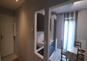 Appartements Meuble 2 chambres Wifi balcon 52m2 Centre La Bourboule : photos des chambres