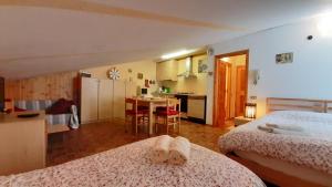 Casetta allAbetone Jacopo e Sabrina