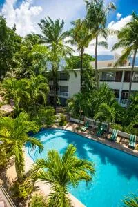 Le Plaza Hotel - Achien