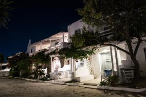 Ostria Studios & Apartments Paros Greece