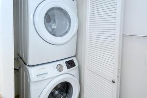 LaPlaya 109A Enjoy the balmy Gulf breezes in this corner end unit right on the beach