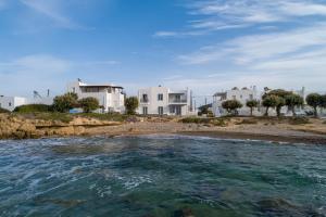 Milos Waves Luxury Apartments Milos Greece