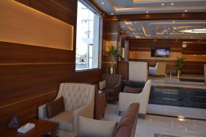 دوز للشقق المخدومة