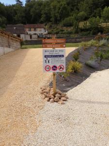 Maisons de vacances Comtesse de Dordogne : Maison 3 Chambres