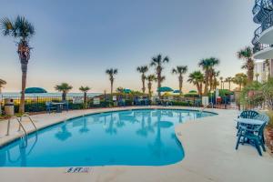 Hosteeva 17th Floor Palms Resort Penthouse Oceanfront w Balcony