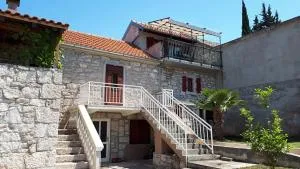 Stone house Porat, 100m from beach Porat - Drage