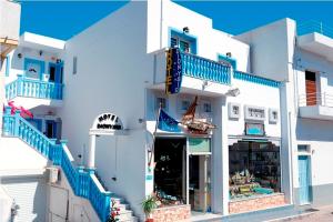 Hotel Dionysis Studios Milos Greece