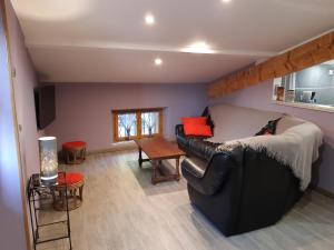 Appartements GITES LES MAISONS ROUGES : photos des chambres