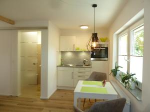 One-Bedroom Apartment room in Wohnen auf Zeit in Weingarten