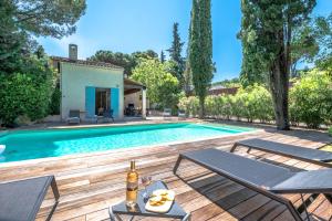 obrázek - Splendid typical house with pool and large garden in St Tropez - Welkeys