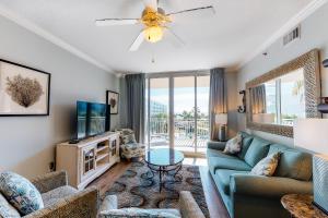 Two-Bedroom Apartment room in Waterscape C