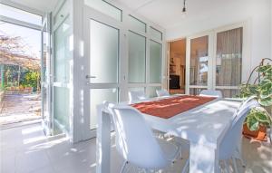 1 Bedroom Nice Apartment In Lucija