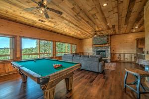 Three-Bedroom House room in Skyview by Escape to Blue Ridge
