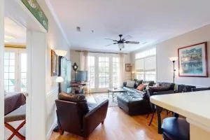 Pavilion Watch #1A - فولي بيتش