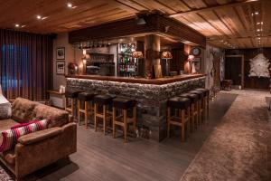 Beana Laponia - Wilderness boutique hotel with safaris