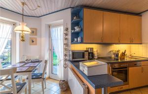 Amazing Apartment In Friedrichskoog With Wifi