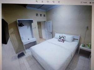 Omah Inap D24 Syariah near Universitas Aisyiah Yogyakarta Mitra RedDoorz