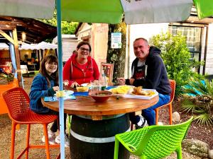 Campings CAMPING PARADIS FAMILY des ISSOUX : photos des chambres