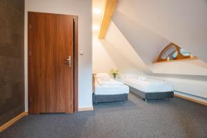 NOCLEGI DREWNIANA CHAŁUPA