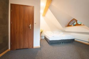 NOCLEGI DREWNIANA CHAŁUPA