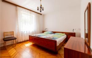 2 Bedroom Awesome Apartment In Lucija 