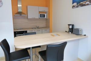 Appartements Appartement au port de plaisance a PERROS-GUIREC - Ref 817 : photos des chambres