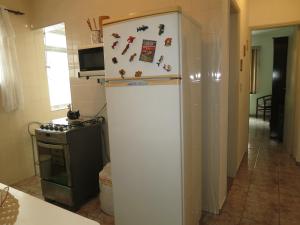 Apto Canto do Forte - Praia Grande - Local Privilegiado - 100 metros da Praia - Internet inclusa