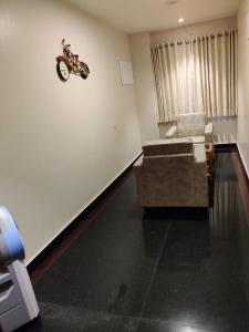 Hotel Chandana Square