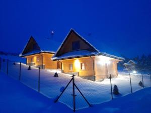 DOMKI STROME ZACISZE