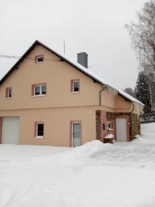 Chalupa ve Vejprtech