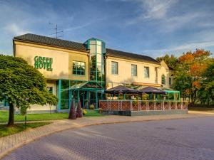 Green Hotel