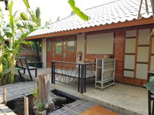 Slow Life Sabaidee Pai