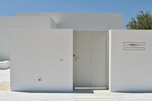 Villa Skoglund, One Of a Kind, discreet luxury Paros Greece