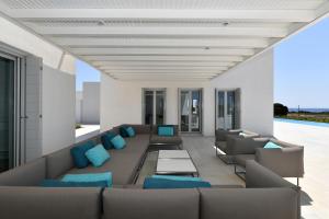 Villa Skoglund, One Of a Kind, discreet luxury Paros Greece