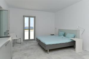 Villa Skoglund, One Of a Kind, discreet luxury Paros Greece