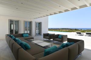 Villa Skoglund, One Of a Kind, discreet luxury Paros Greece