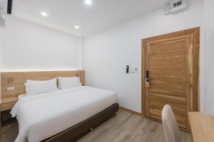 Chiangkhan River Walk Hotel