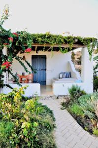 Pambelos Lodge